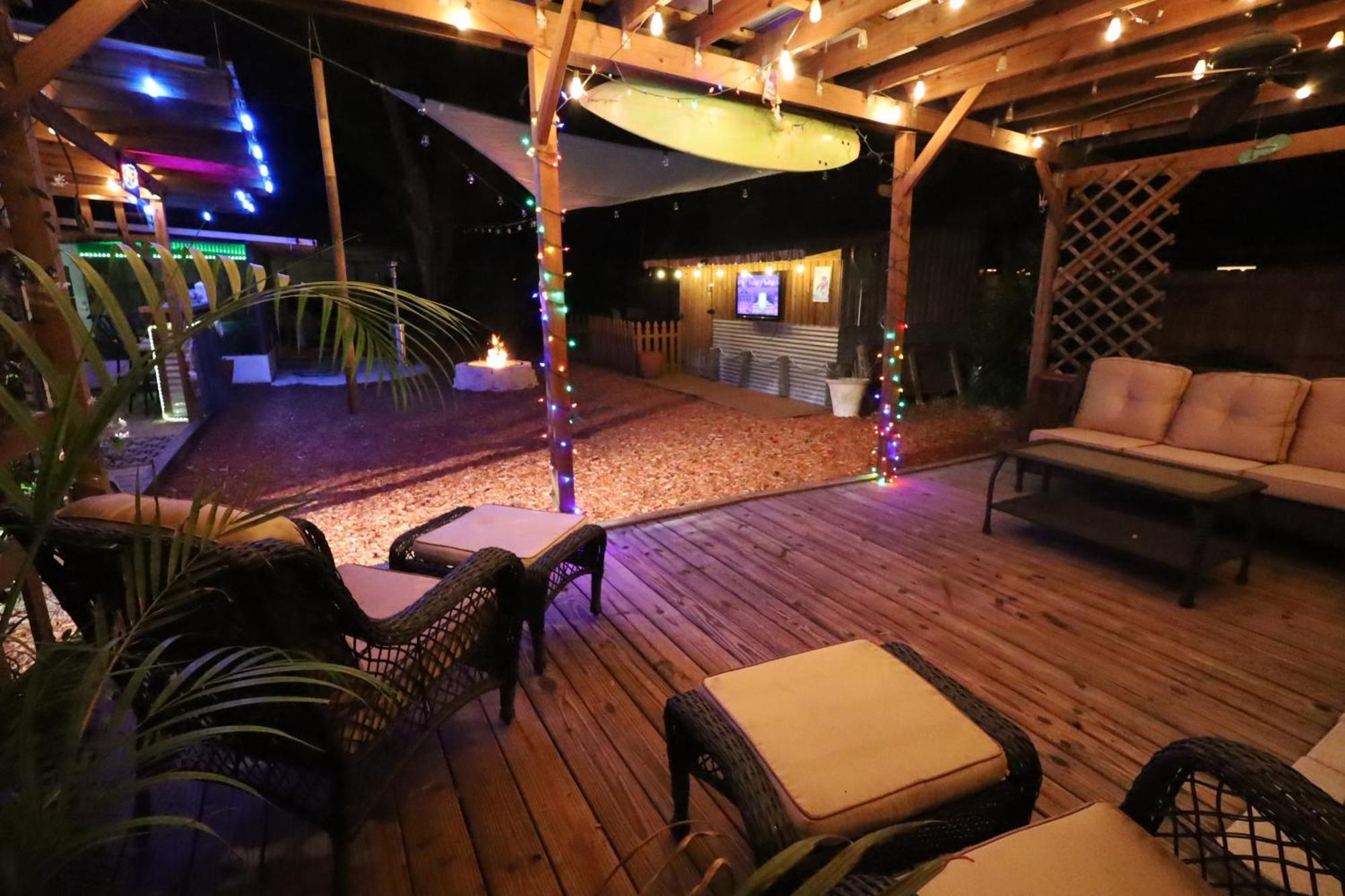 3 Bedrooms And Your Own Private Tiki Courtyard Homosassa Exterior foto